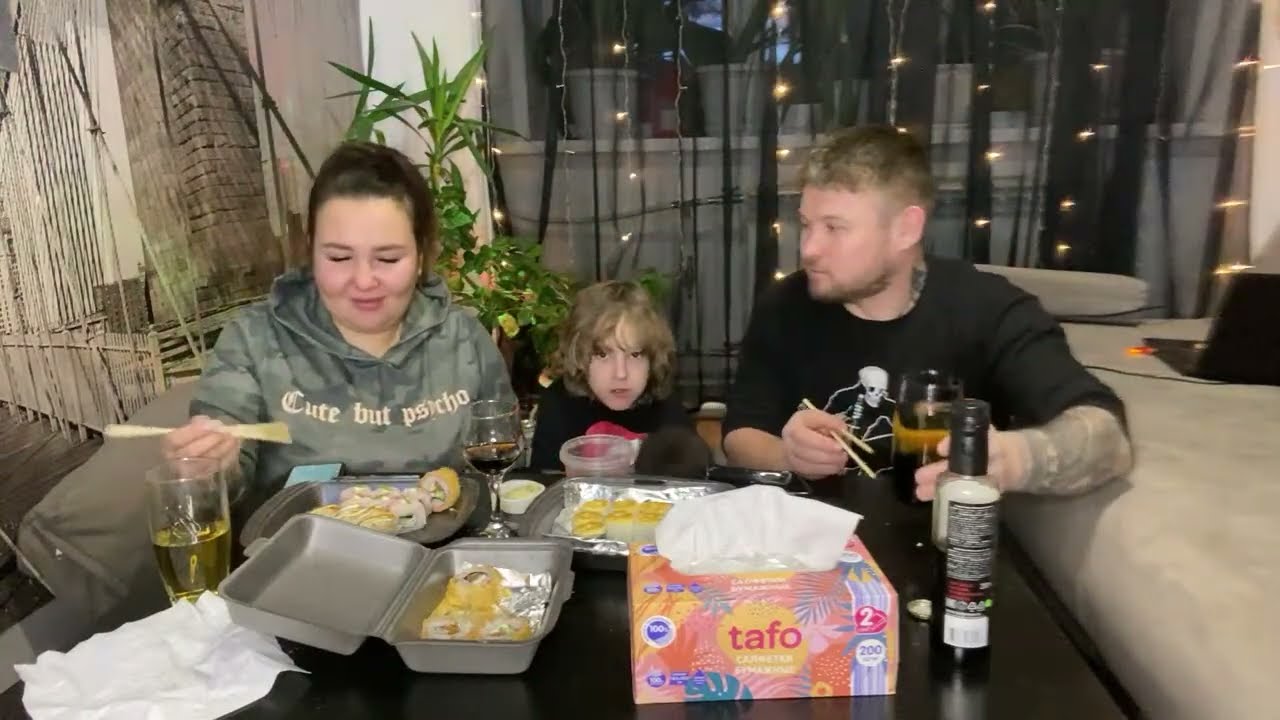 Семья Коршуновых  Korshunov family в прямом эфире!