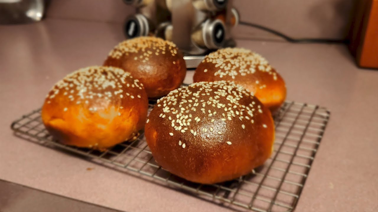 BEST KETO FRIENDLY BRIOCHE BUN EVER!