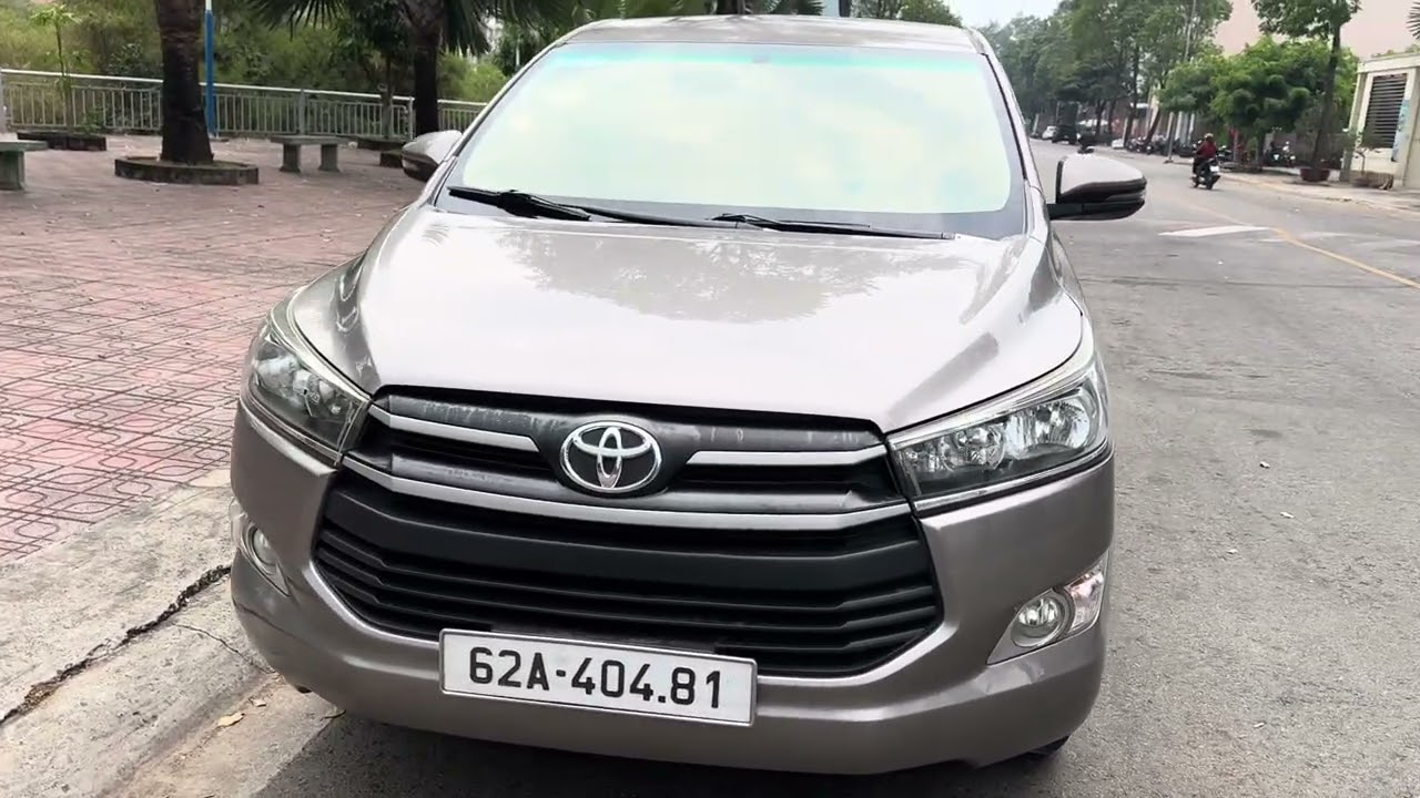 Innova 2018 2.0E đồng ánh kim giá hợp lý đi Tết LH 0906.277.778