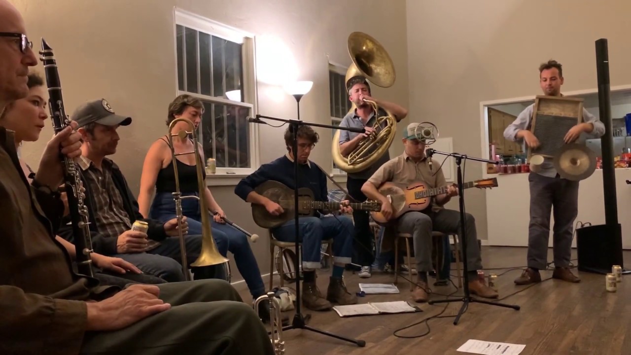 Tuba Skinny 