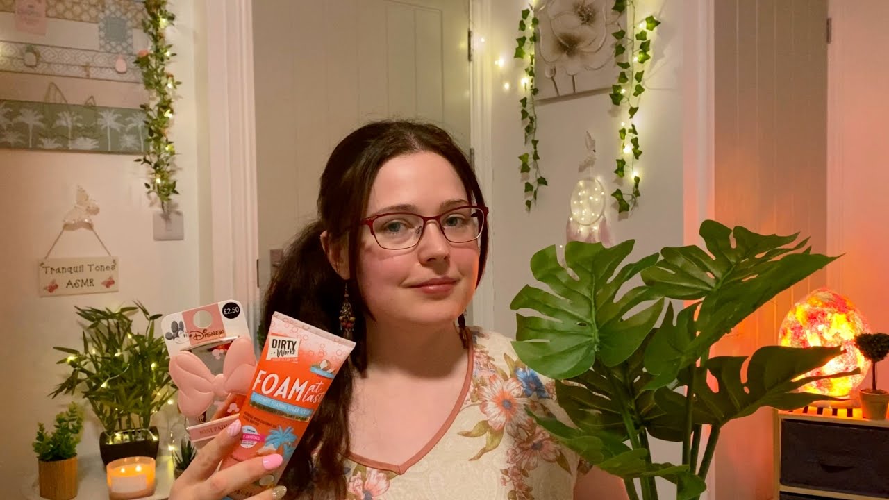 👛 ASMR ~ MEGA Shopping Haul To Help With Your Anxiety ~ Cosy Chit Chat With Tapping & Crinkles 👛