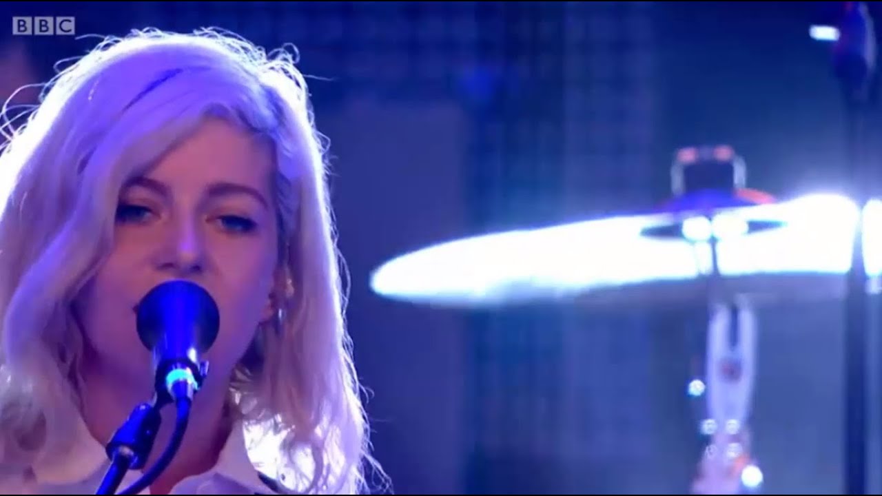 ALVVAYS - Live @ Glastonbury 2015 Full