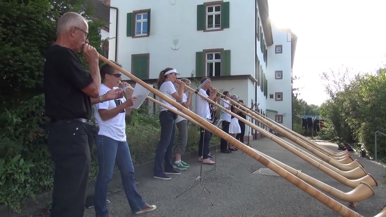 13 Alponom - Alphorncombo: In der Ruhe liegt die Kraft