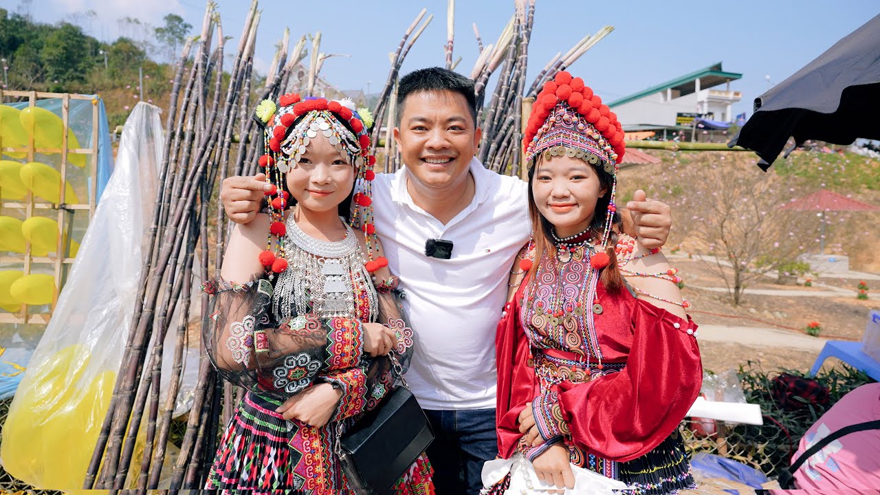 SAPA TV | CHỢ TÌNH TRÊN CẦU CÓ MỘT KHÔNG HAI TOÀN GÁI XINH