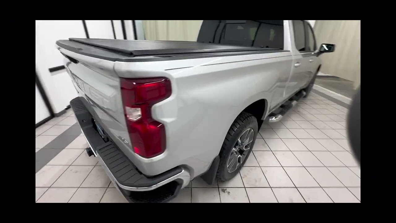 FP703 2022 Chevrolet Silverado 1500 LT