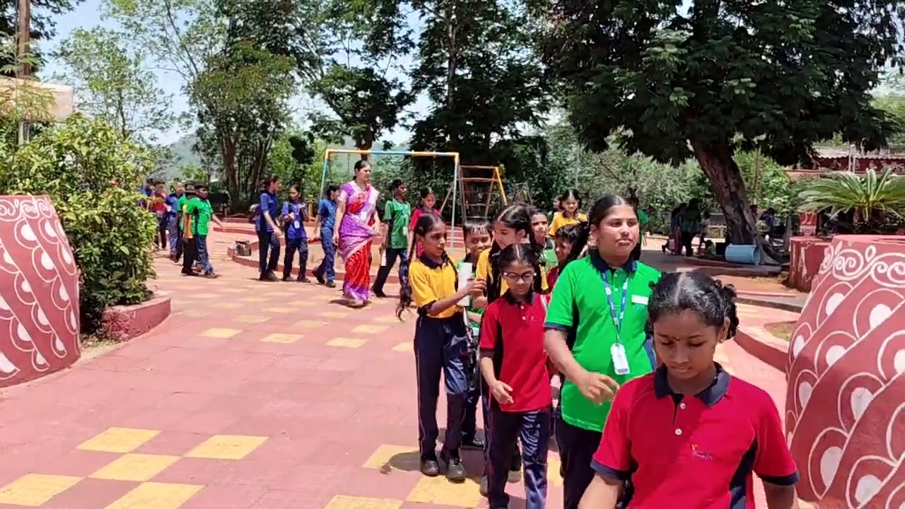 Gandhi Hill Vijayawada : Field trip by students of Icon Public School