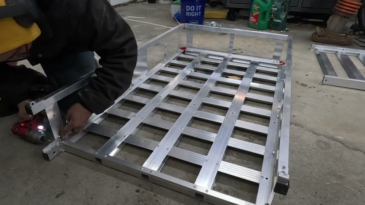 500 lb. Capacity Aluminum Mobility Wheelchair and Scooter Carrier Unboxing & Assembly