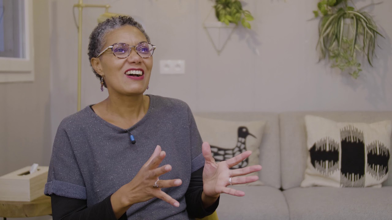 Yacine Fall Solbes - Kinésiologue et Chanteuse