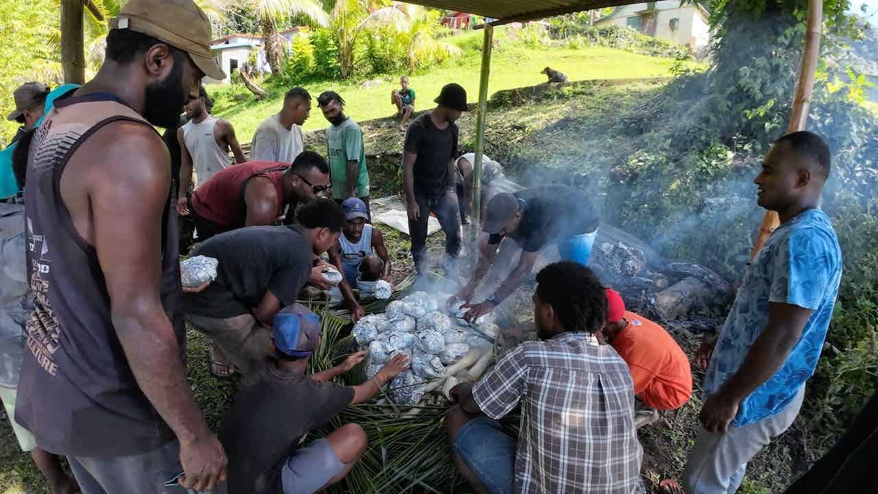Cooking The Traditional Way Up In The Hills Of The Old Capital For A Special Birthday Feast🇫🇯
