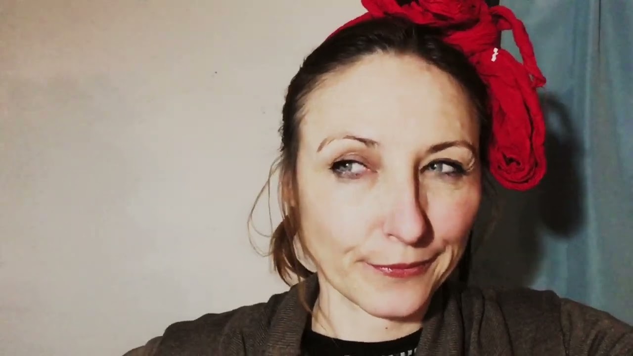 Vánoce v obchodním domě z pohledu uklizečky - Petra ŠANY Šanclová