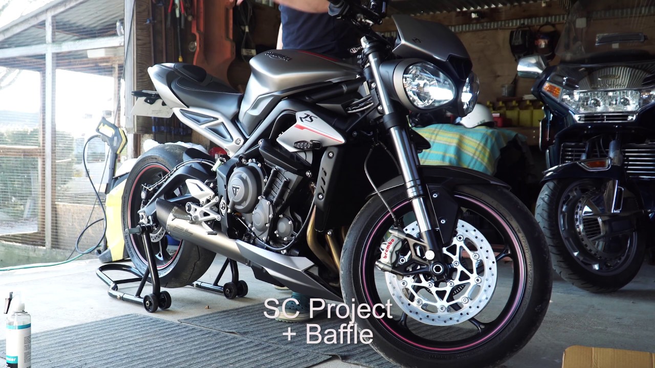 Triumph Street Triple RS  with SC1-R Comparing with Stock Exhaust
