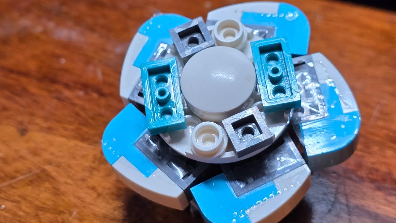Frozen Caverns, Frost Goliath! | Lego Beyblade Review.