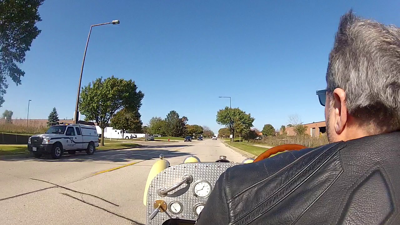 Bugatti Type 37 test drive