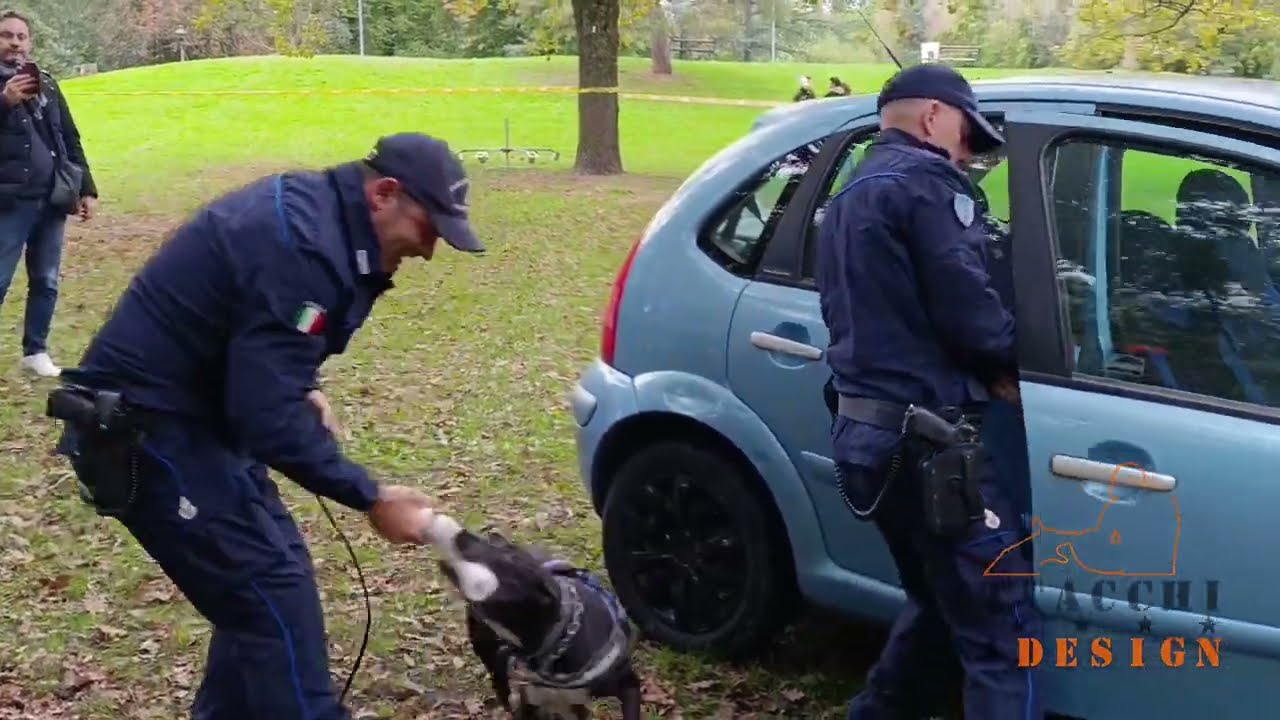 Polizia Penitenziaria - Ricerca stupefacenti su persone e valigie