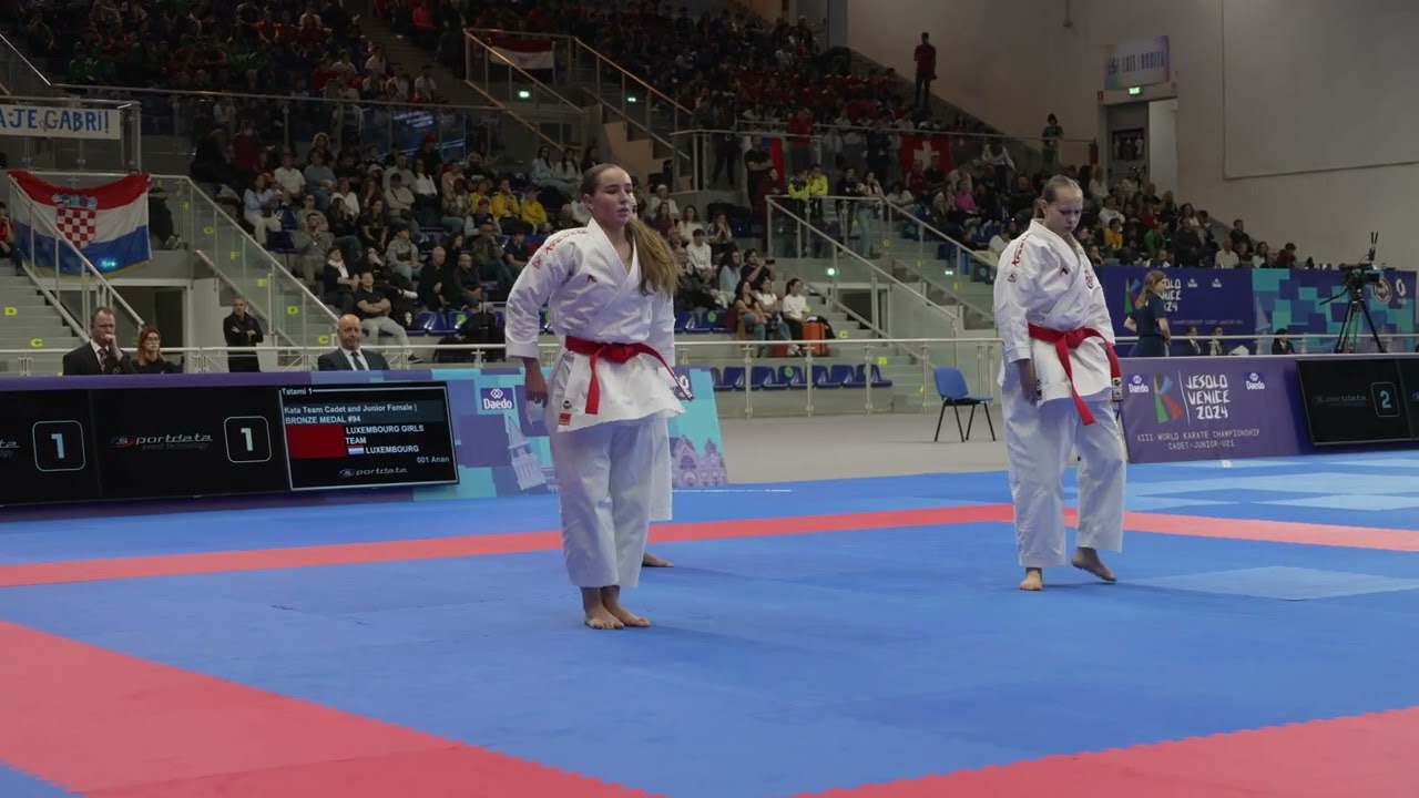 World Venice // FEMALE TEAM KATA BRONZE : LUXEMBOURG vs EGYPT