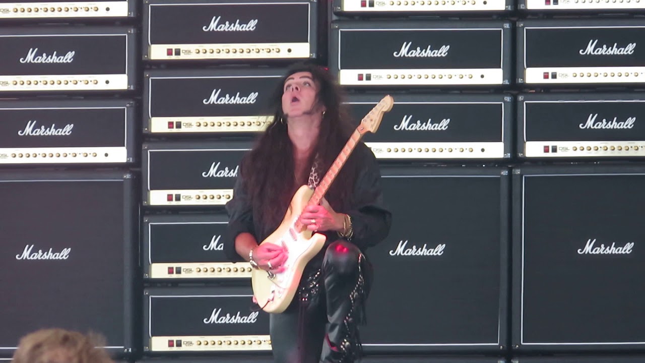 Yngwie Malmsteen - Sweetwater Gear Fest -really bad video but audio is OK