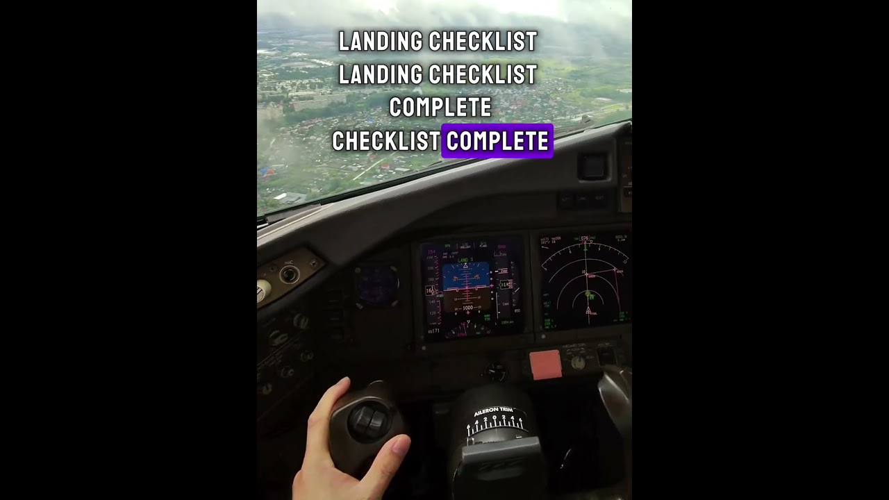 Pilotun g&ouml;z(l&uuml;ğ)&uuml;nden iniş anları 😄 #opencockpit #kokpit #pilot #cockpit #boeing #777 #boeing777