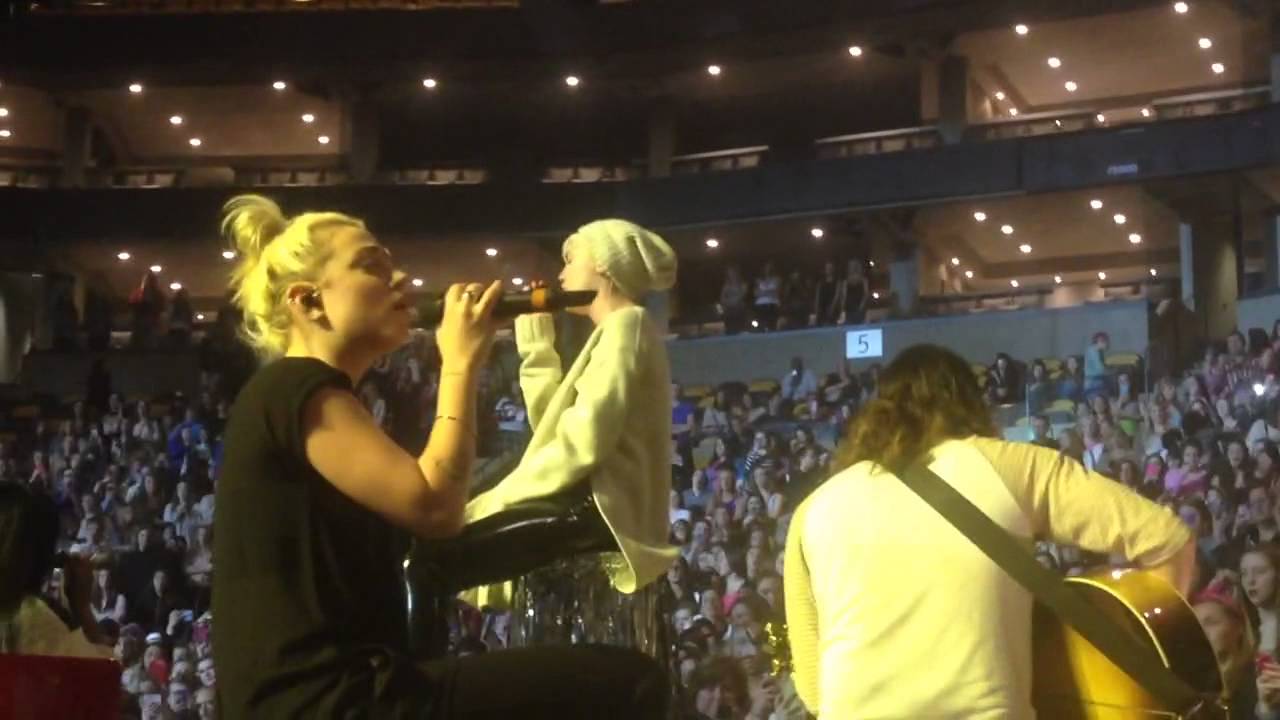 Miley Cyrus Summertime Sadness Soundcheck Boston