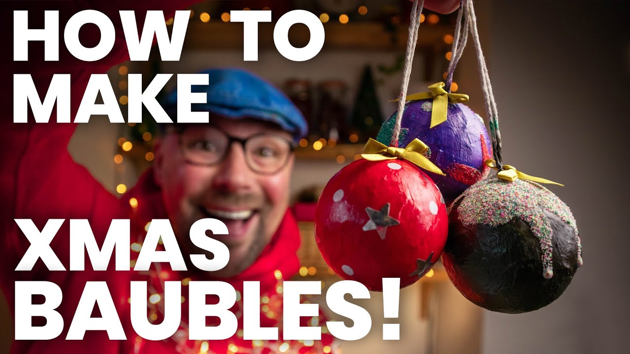 Create Christmas Baubles with your class! So easy! This is a really effective Christmas Art Activity