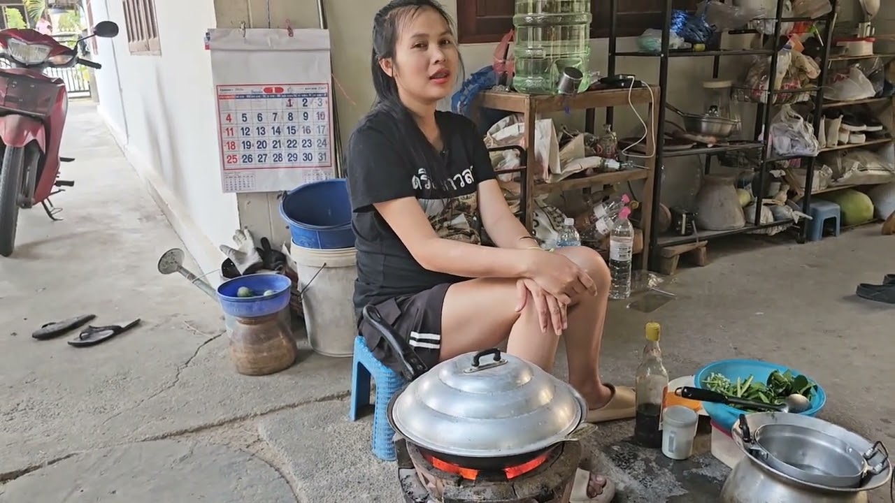 อ่อมปลาดุกใหญ่ไข่เต็มท้อง