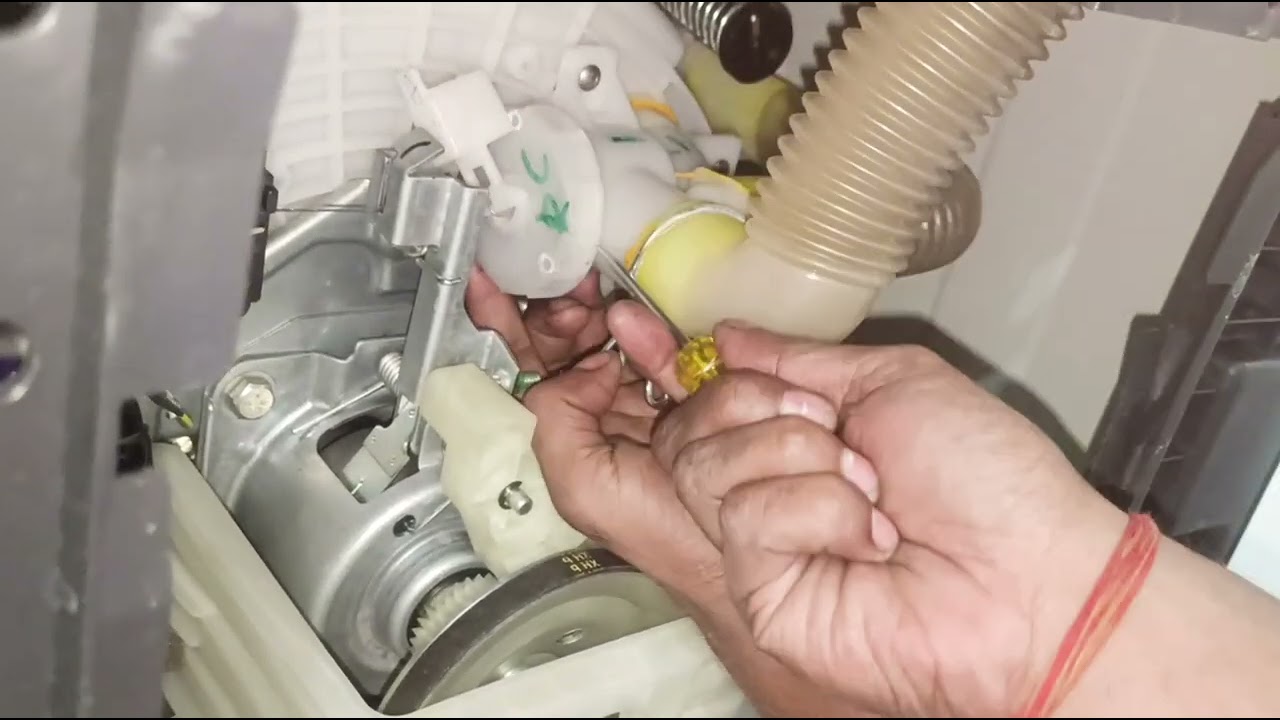  IFB टॉप लोड वॉशिंग मशीन में पानी भरते ही बाहर निकलना बंद कैसे करें | Siphon Effect Solution