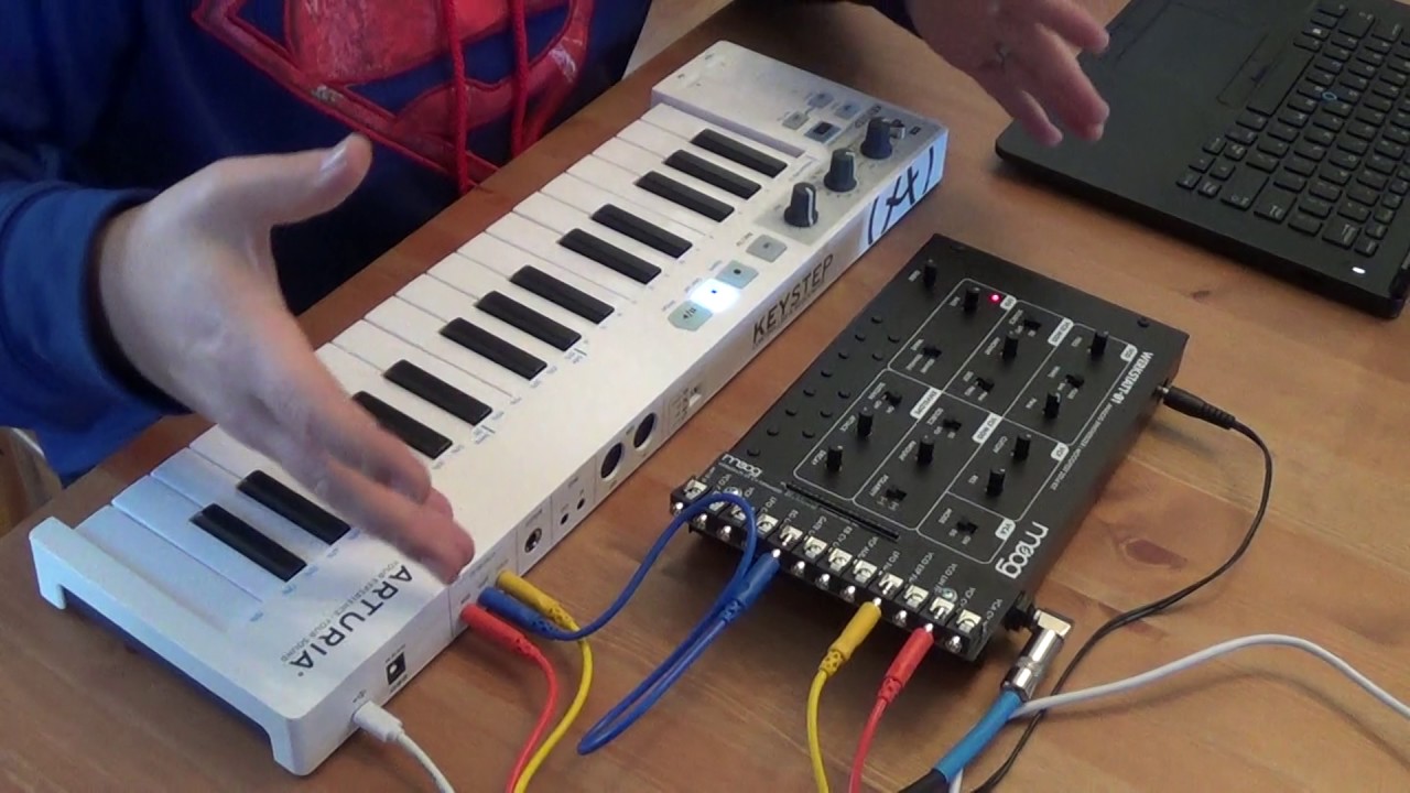 Moog Werkstatt with CV expander with Arturia Keystep