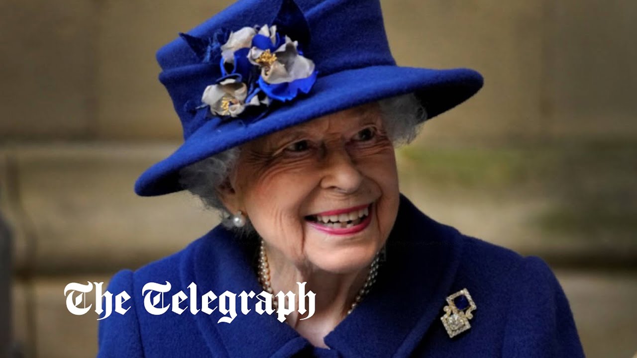 Queen uses walking stick &lsquo;for comfort&rsquo; as she attends Westminster Abbey service