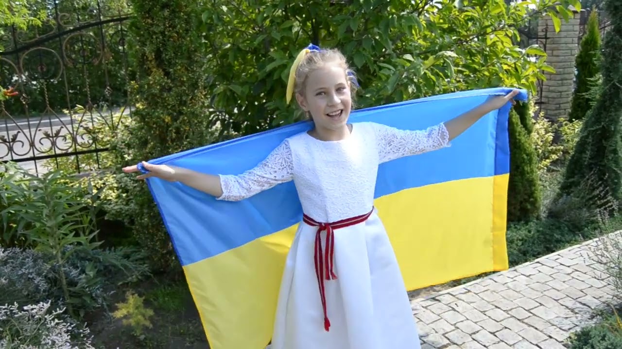 Лукова Анастасія, Рачинська Варвара та Мельник Софія 