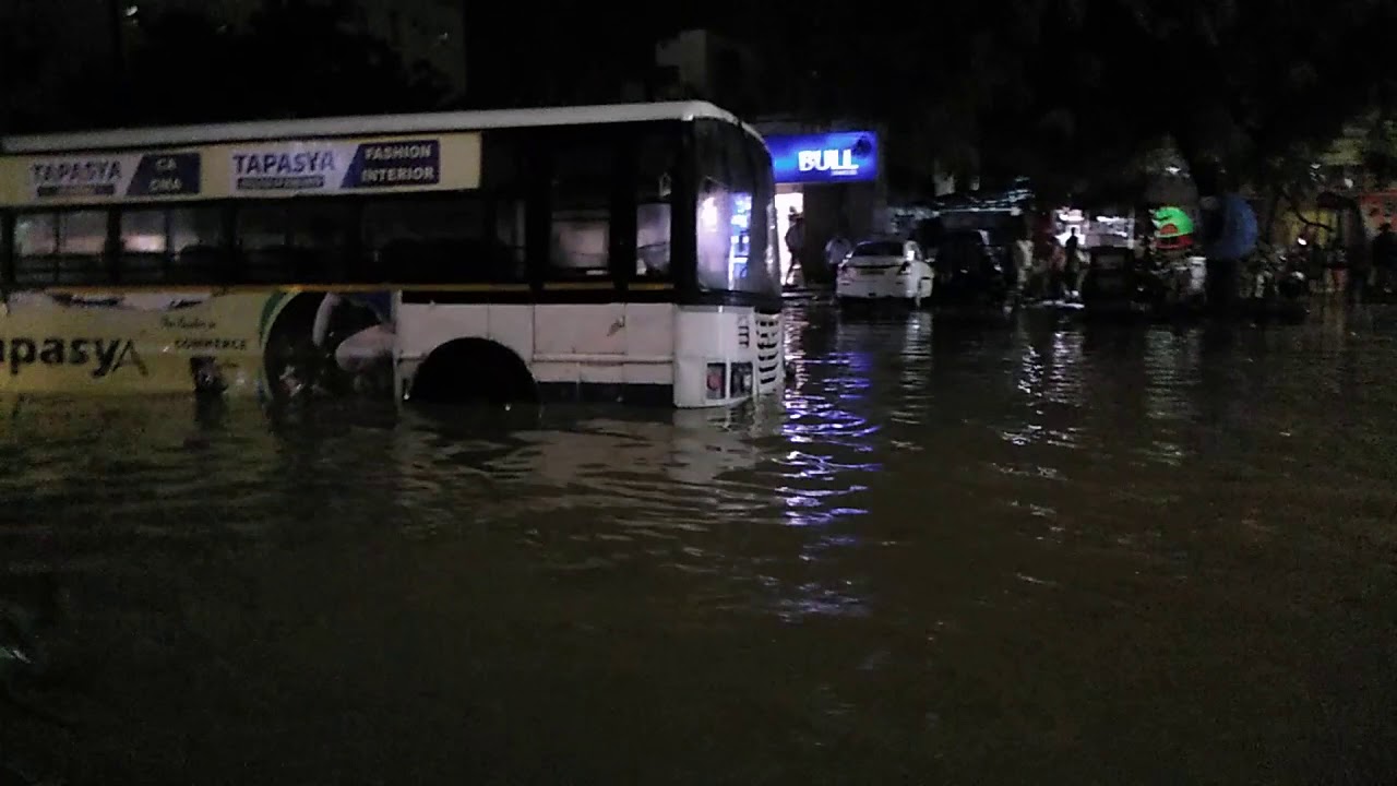 floods and heavy rains in Hyderabad | waterfalls in L B Nagar, Hyderabad.
