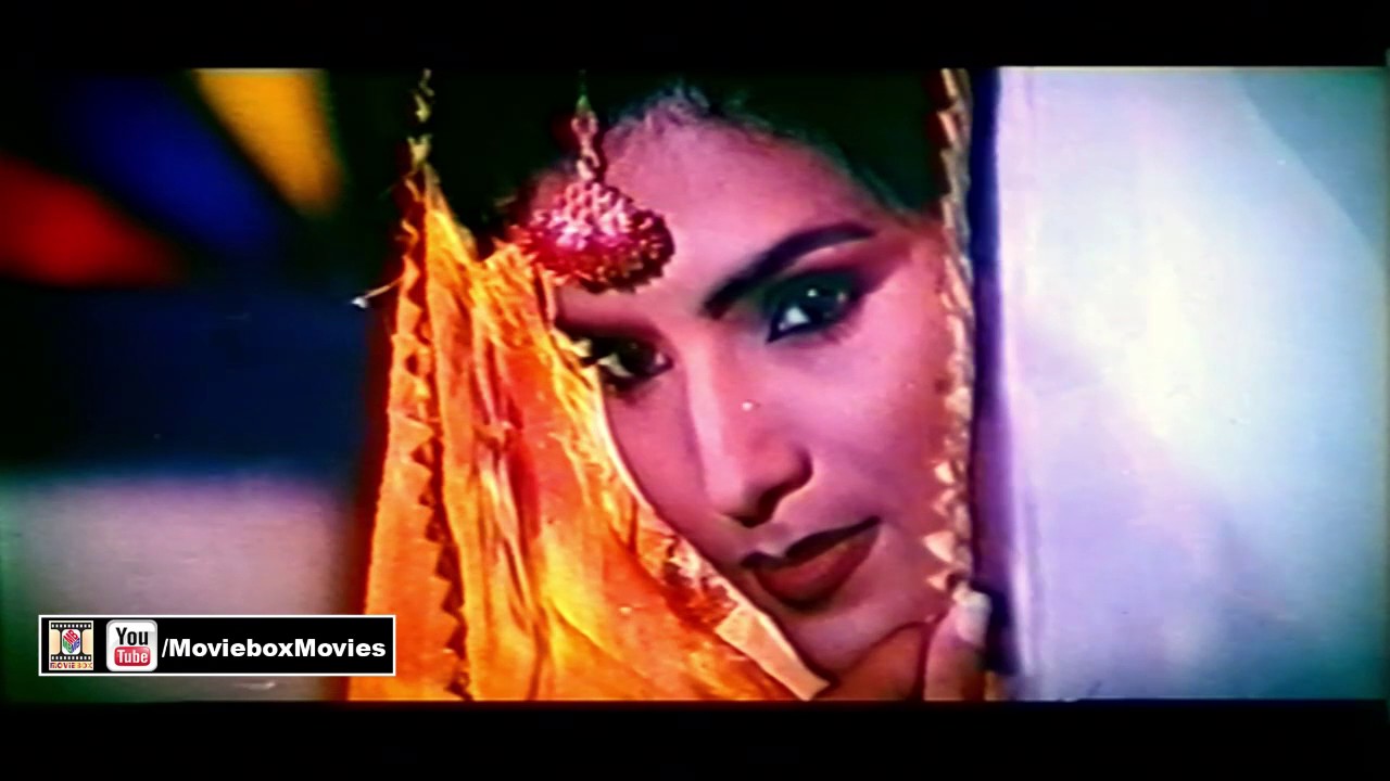 SUNA HAI LOG USE ANKH BHAR KE DEKHTE HAIN - PAKISTANI FILM JANAT KI TALASH