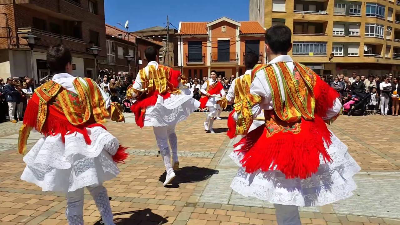 LAZOS DEL VOTO 2016 Laguna de Negrillos (León)