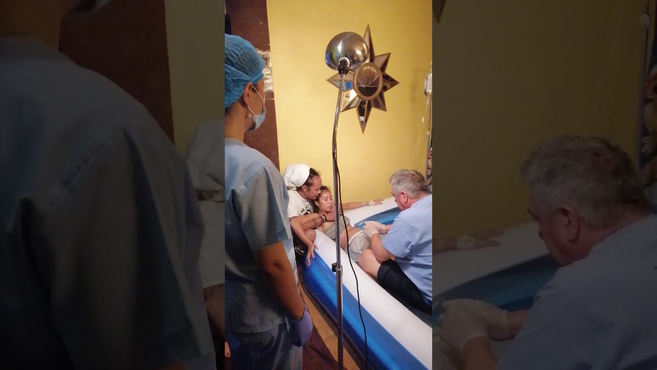CORON ISLAND - WATER BIRTH DELIVERY. PART 3