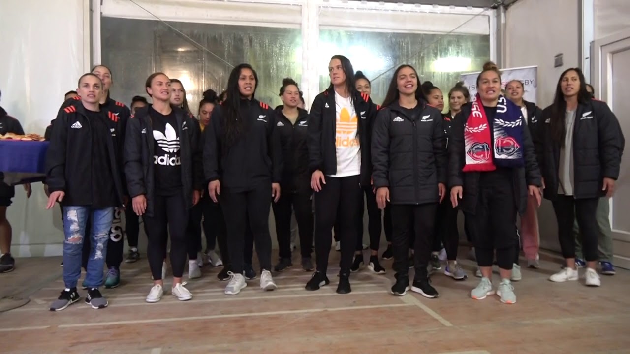 BLACK FERNS  in  France. ʻŌiwi Ē