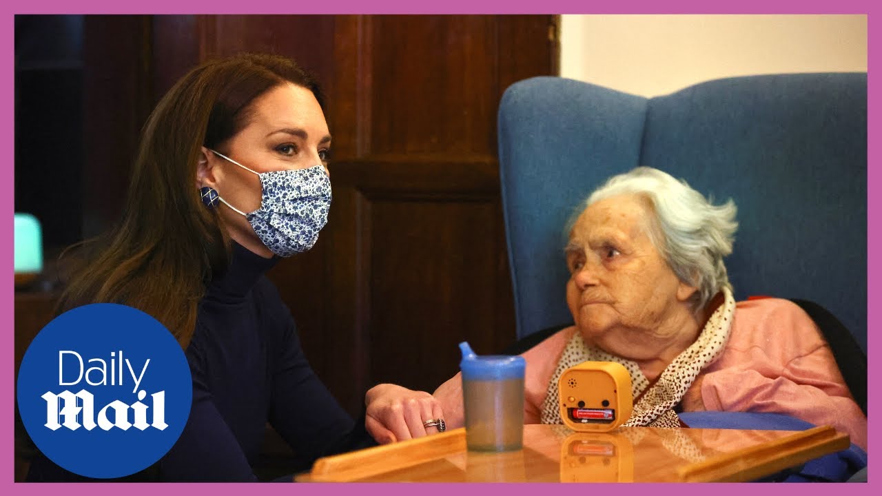 Kate Middleton meets a 109-year-old