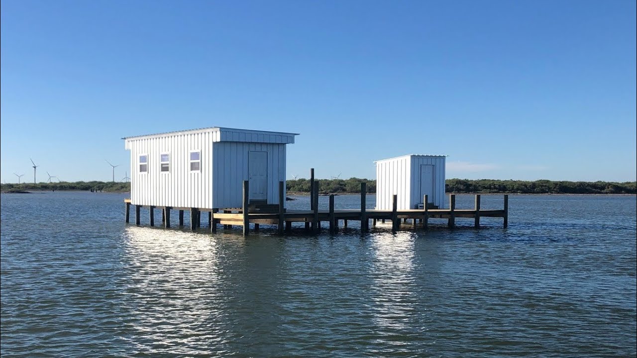 SMALL CABIN LIVING OFF GRID Texas land cut fishing cabin