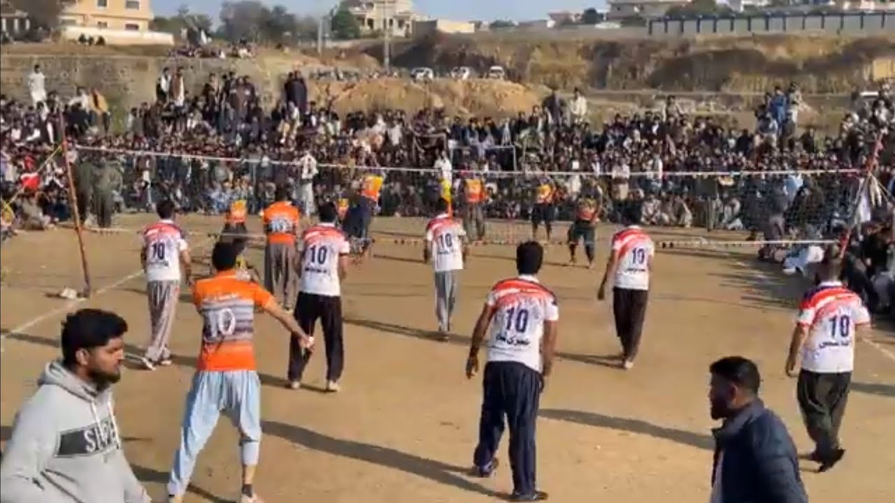 Raja Anjum Club Vs Tayyab Rasheed Club at Bewal Shooting volleyball Tournament at Gujjar khan part 1
