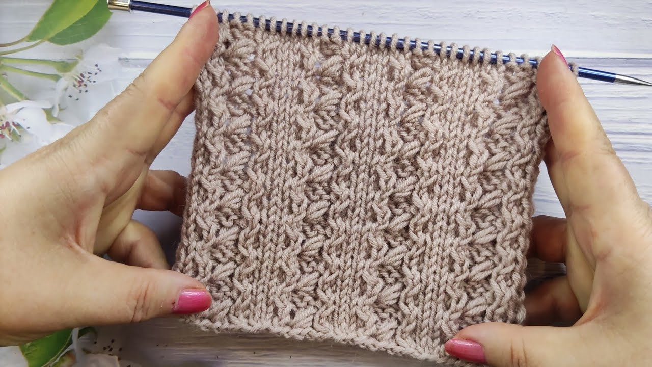Textured Elongated Stitch | Strukturmuster | Punto strutturato ai feri | Point structuré au Tricot