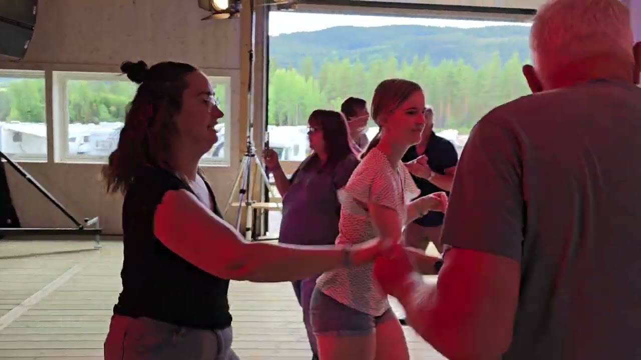 Du e ailder der med Nordans på Lavvotunet Dokka Camping Dansnytt Jan Tore Eriksen