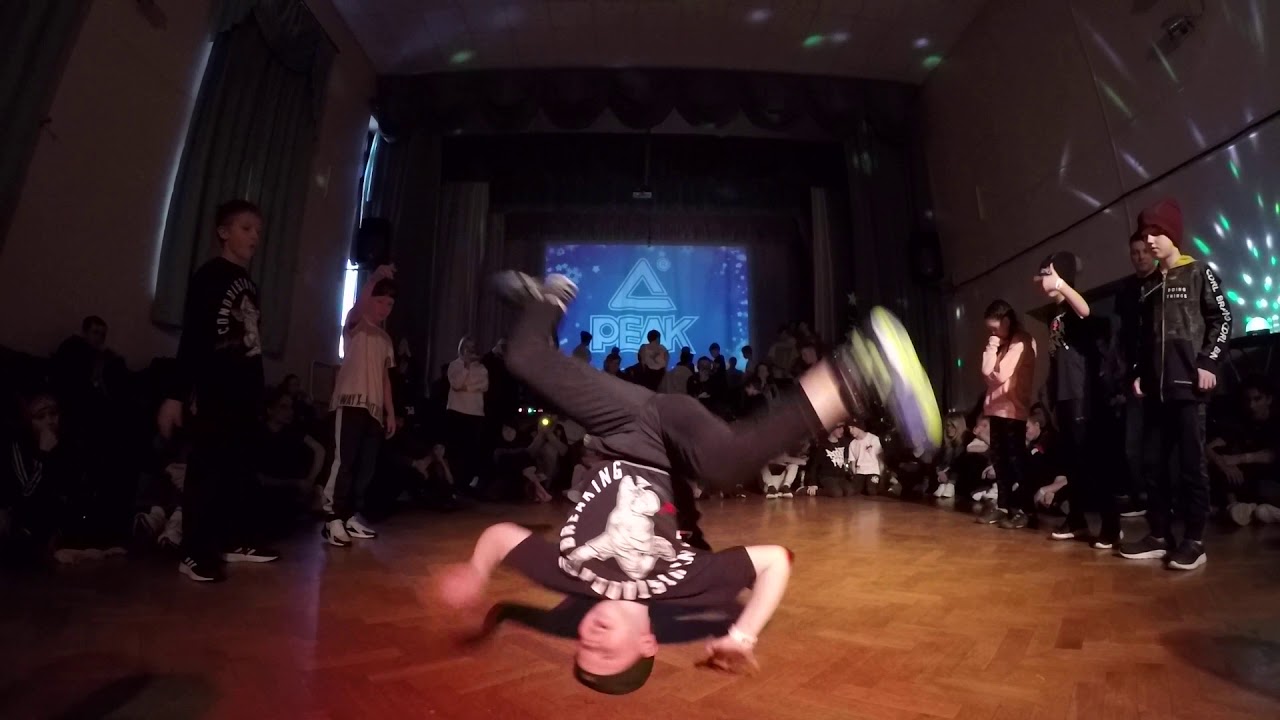 Christmas Battle 2020 | B-boy Медведь, Sanchos, Lynx vs Crew 1