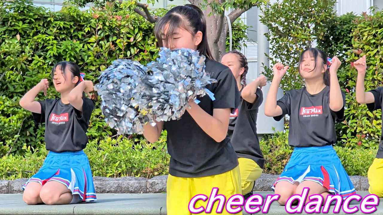 ダンススクールのかわいいチアダンサーたち①/cheer dance performance