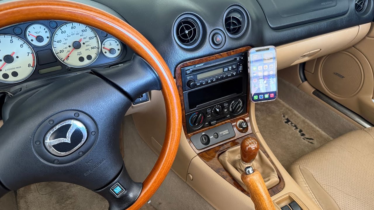 Лучшее крепление для телефона NB Mazda Miata
