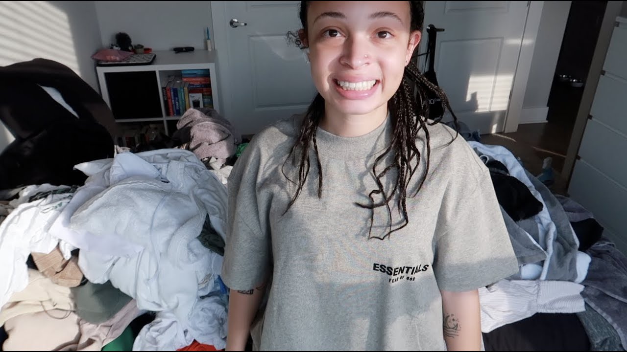 clean my *depression* apartment with me *send help*