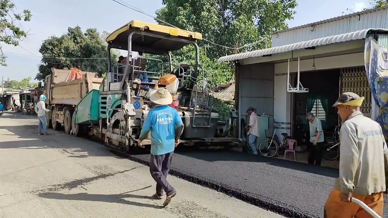 làm Đường nhựa ở Long Thuận Hồng ngự Đồng Tháp