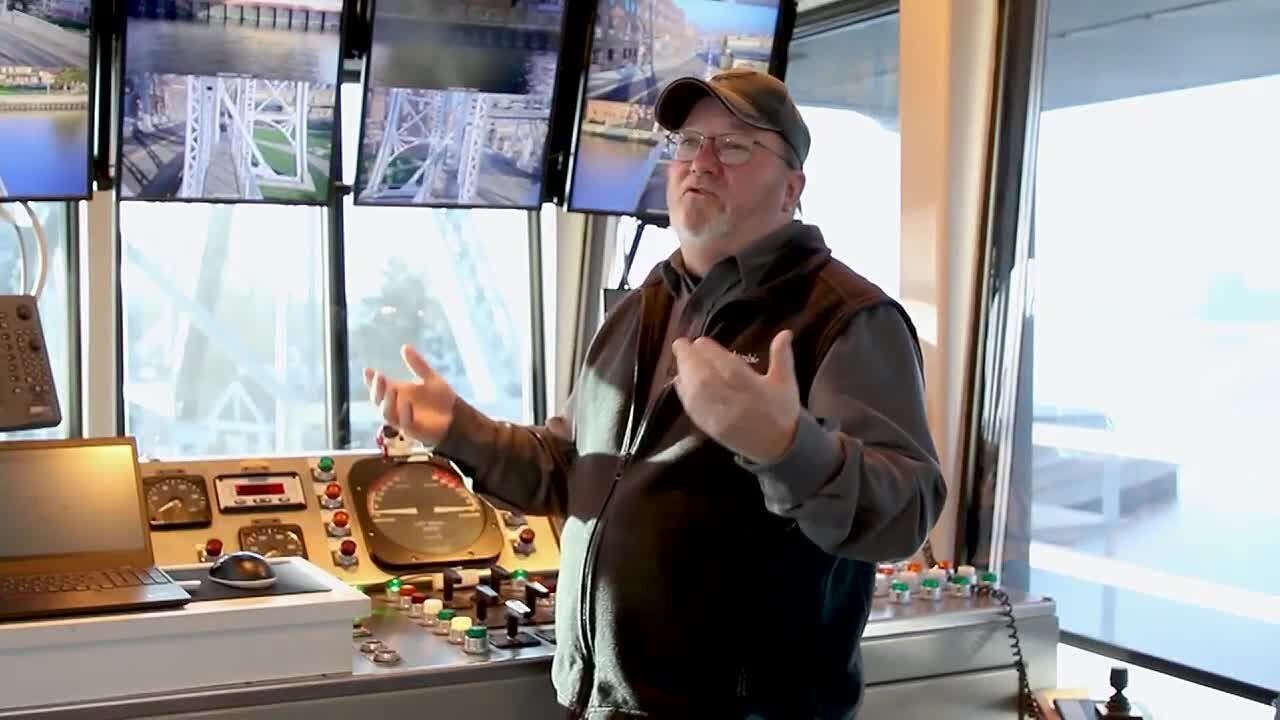 Hunter goes up in Duluth’s Aerial Lift Bridge