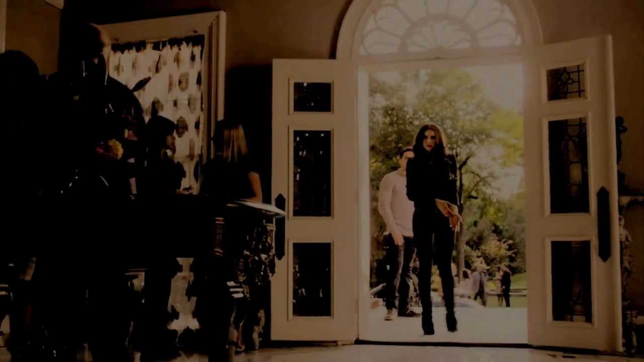 Show Me Your Teeth (Katherine Pierce)