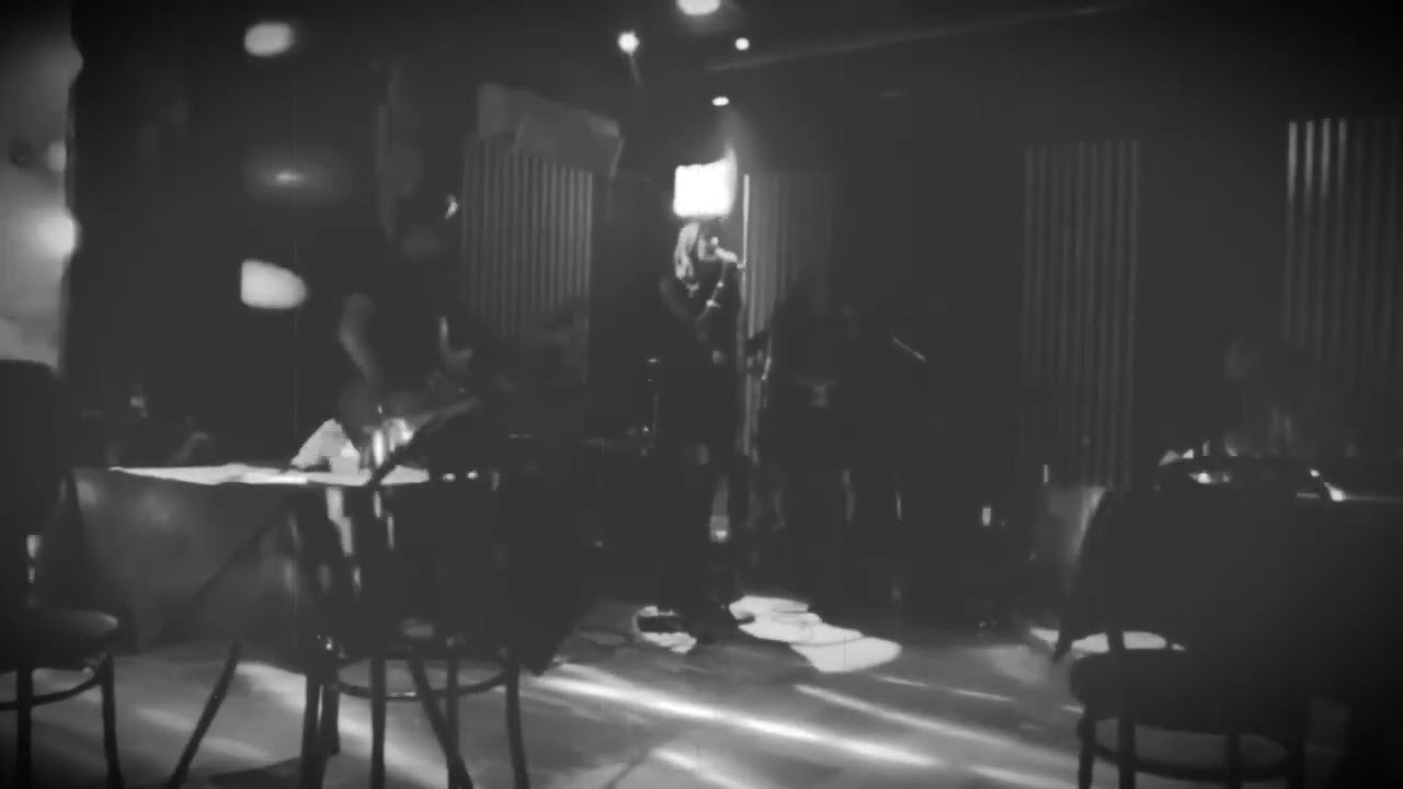Daffodil lament @ Club bistrot Casamassima 