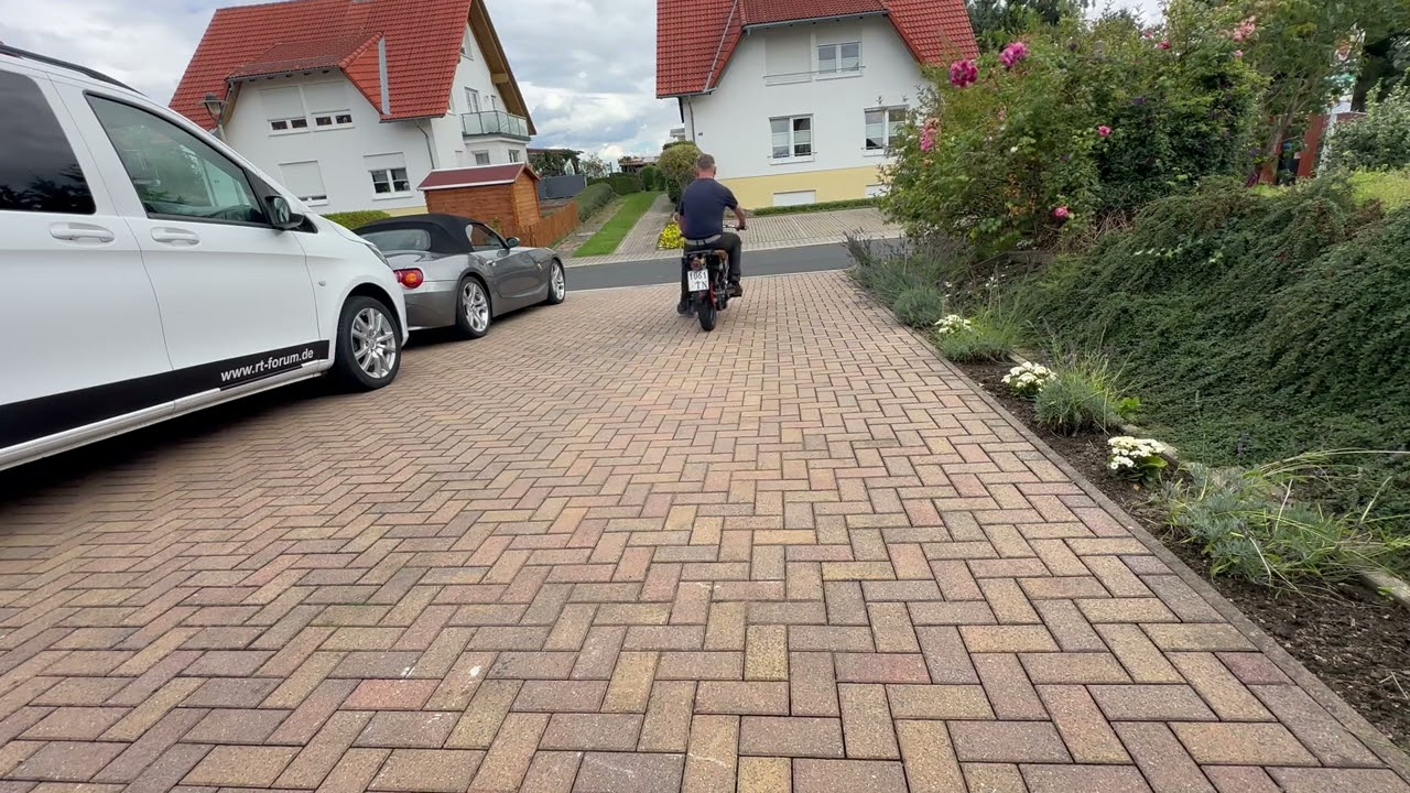 Erster Fahrversuch mit der DKW Luxus 300 mit Rückwärtsgang!