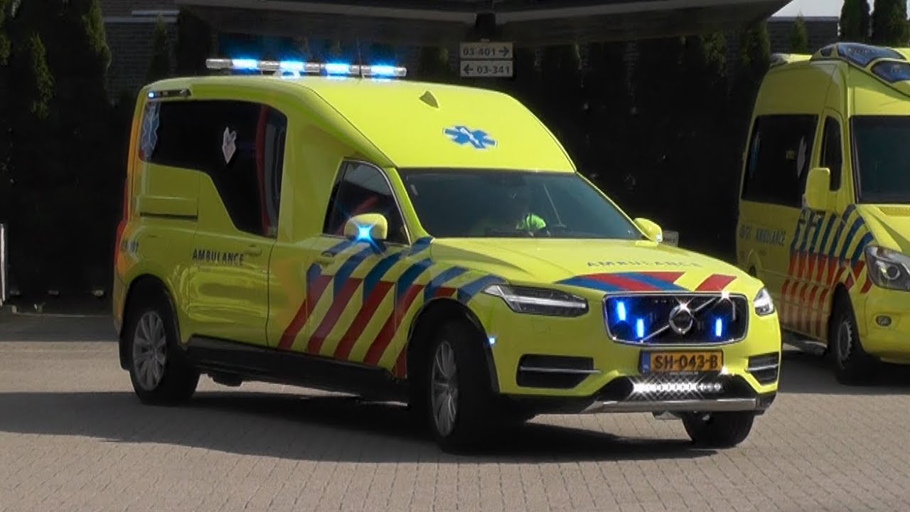 [Showtje] Nilsson Volvo Ambulance 03-101 UMCG Ambulancezorg in Assen