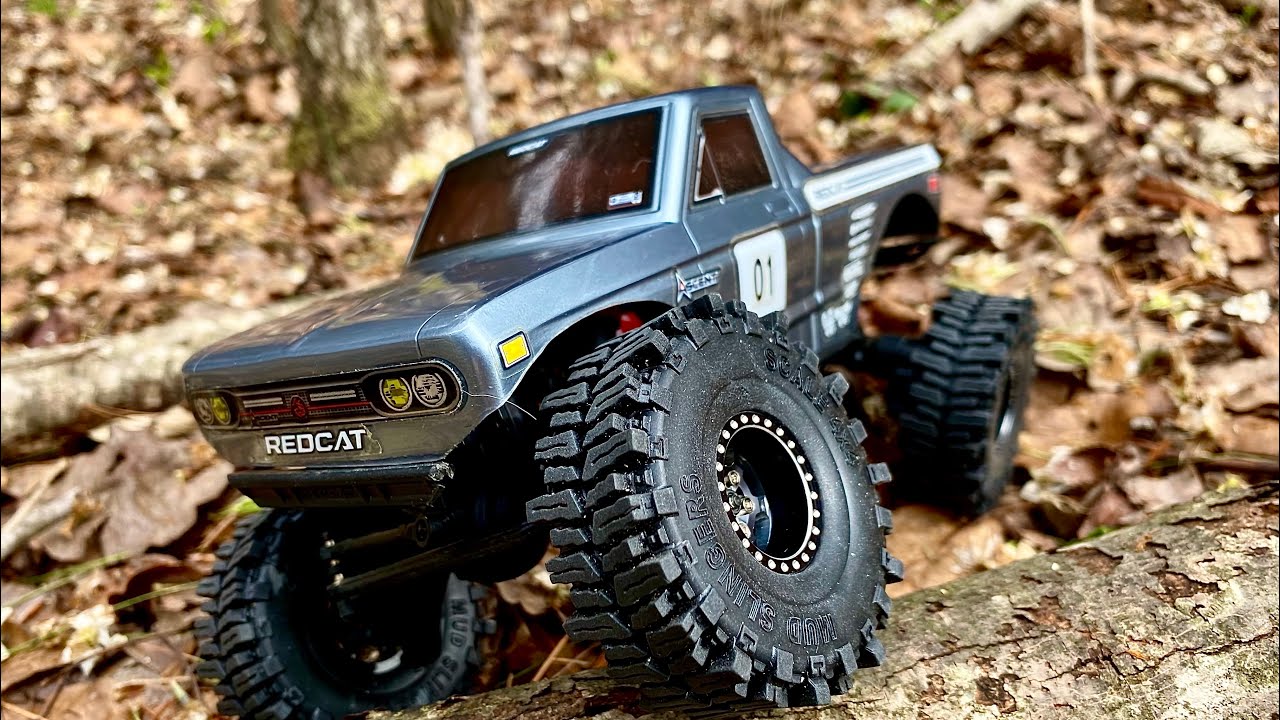 Велосипед Redcat Ascent 18 на трассе тестирует новые шины Mudslinger.