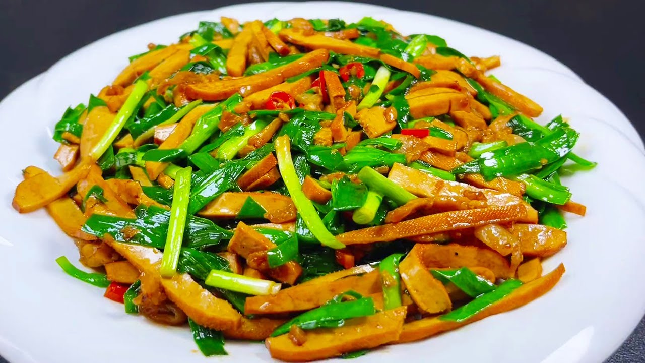 韭菜炒香干怎么做好吃？大厨教你技巧，韭菜鲜嫩香干入味【超子美食】